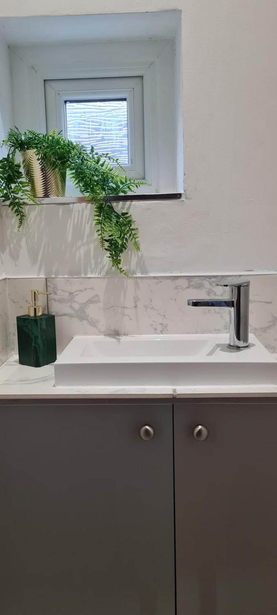 Shm Stays Leicester. Newly Renovated!! 15 Min Drive From City Centre, University. 9 Min Drive To Leicester City Stadium, 5 Min Drive To M1 & M69. 2 Min Walk To Bus Stop. Exteriör bild
